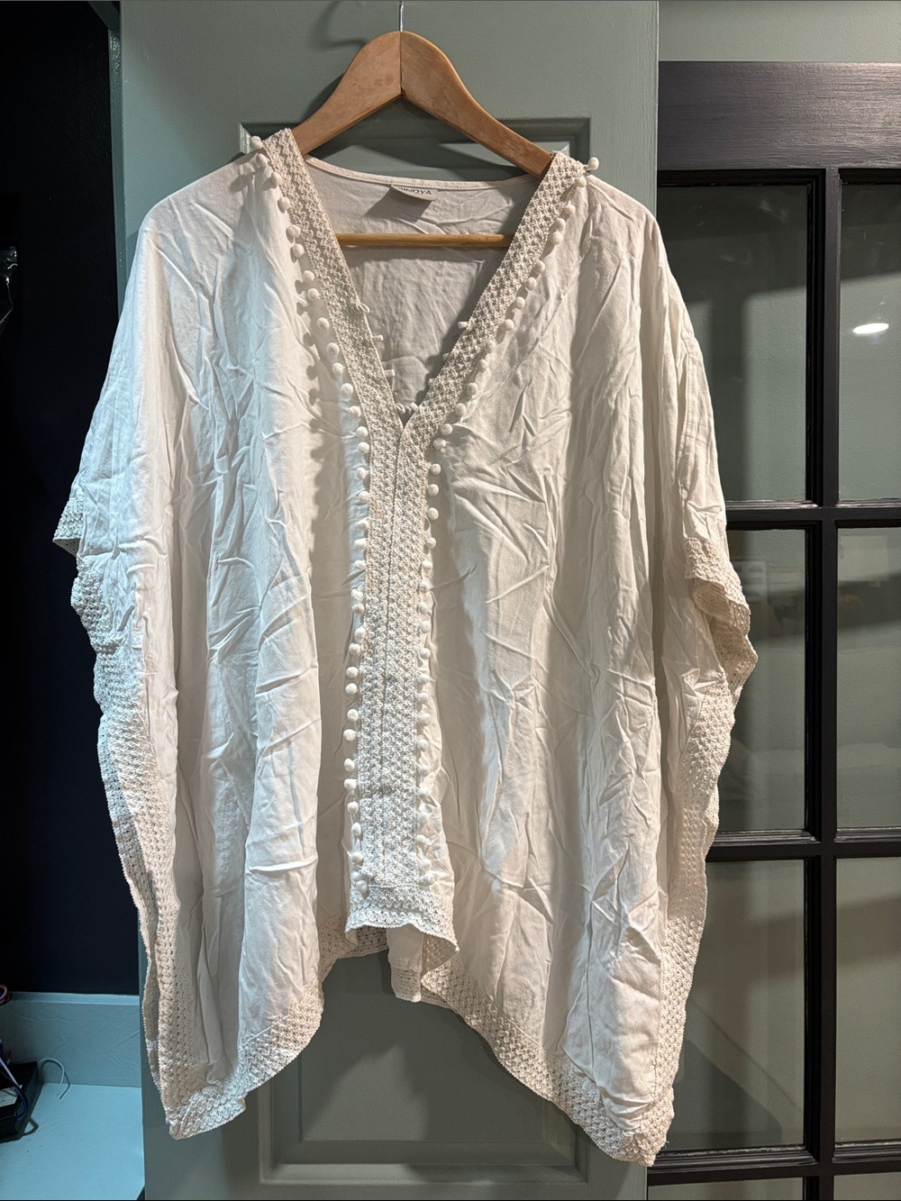 Beach Boho V-Neck Pom-Pom Trim White Tunic Top